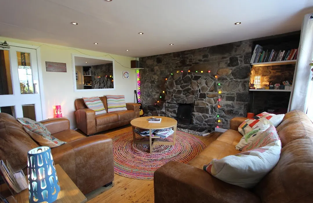 Skye Backpackers-1